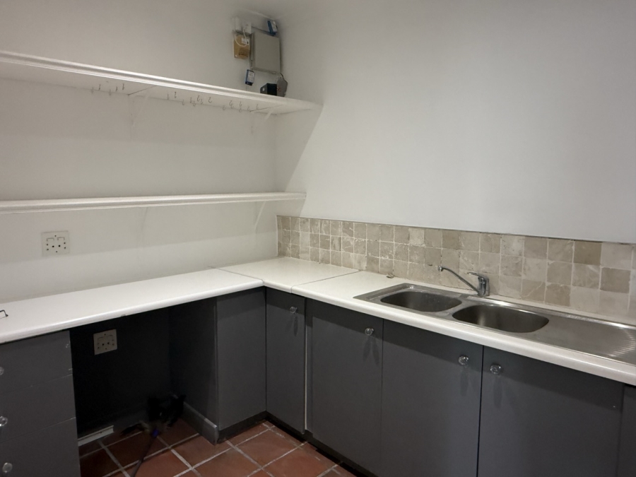 To Let Commercial Property for Rent in Somerset West Business Park Western Cape